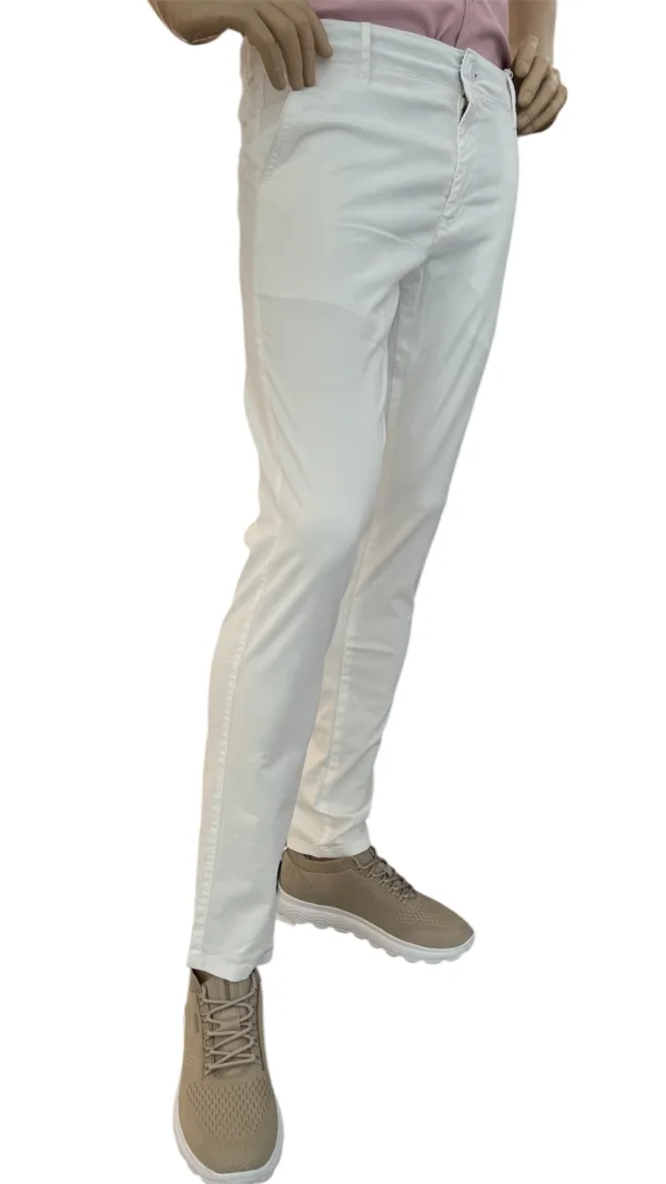 Pantalone chino cotone slim - immagine 12