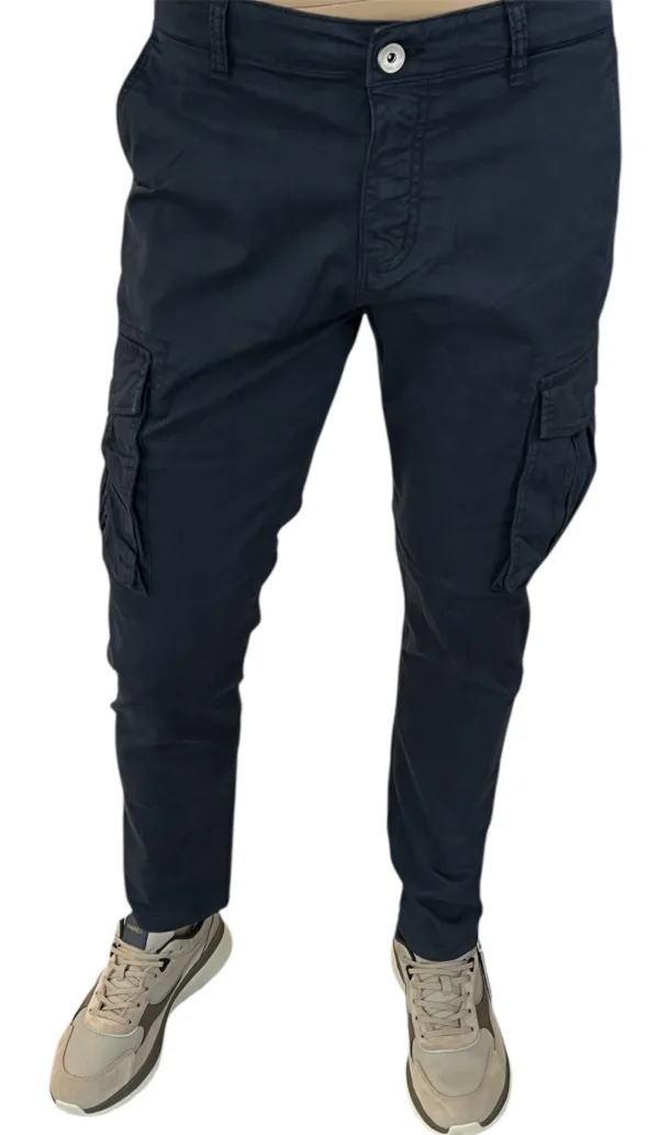 Pantalone cargo senza elastico