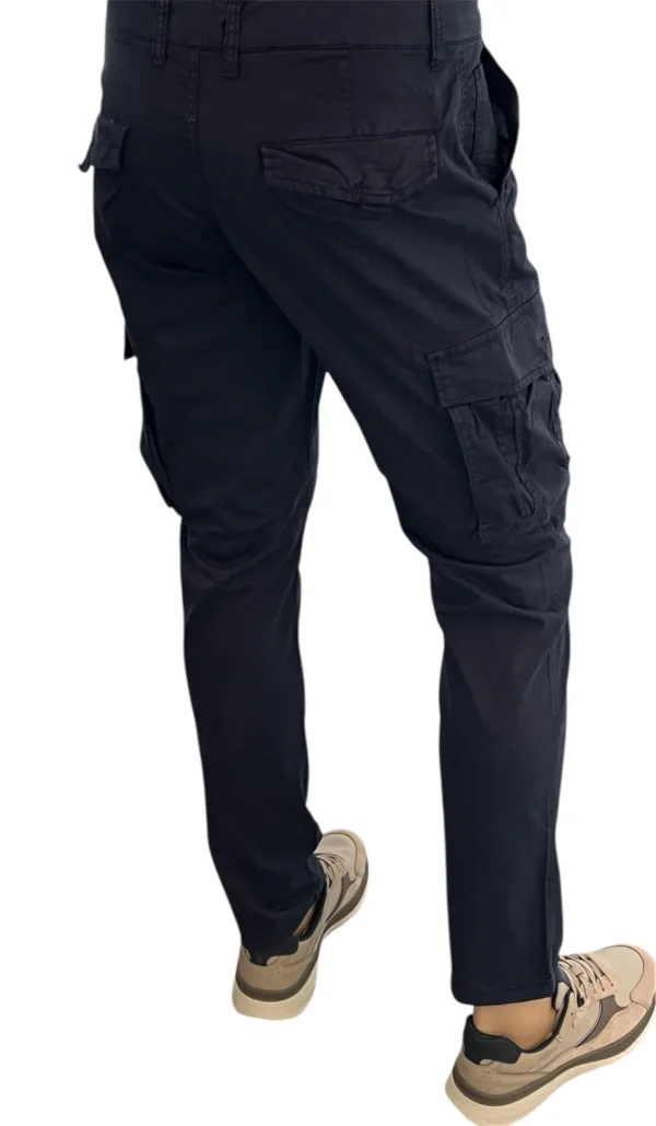Pantalone cargo senza elastico
