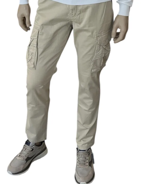 Pantalone cargo senza elastico